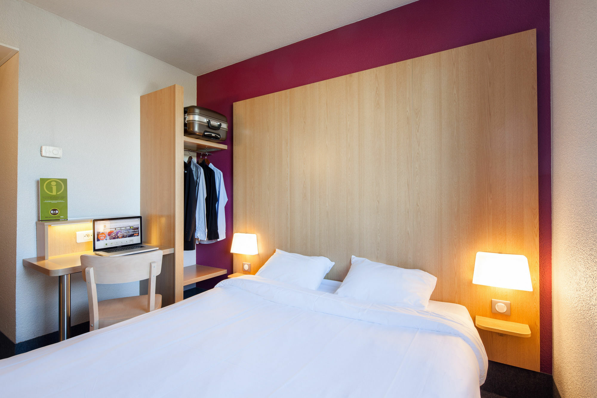 B&B Hotel Арас Екстериор снимка
